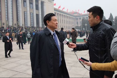 上海平行进口汽车试点启动 利好相关公司