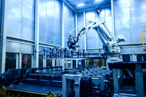 金刚炮第10万辆整车下线并交付 长城炮在厚道荆门造 金刚炮第10万辆整车下线并交付 长城炮在厚道荆门造